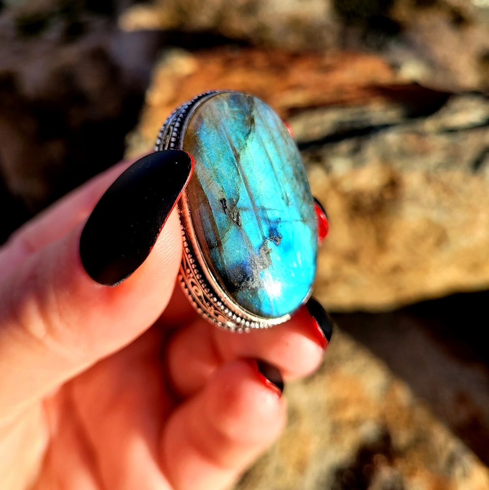 Silver Statement Labradorite Ring - image 8